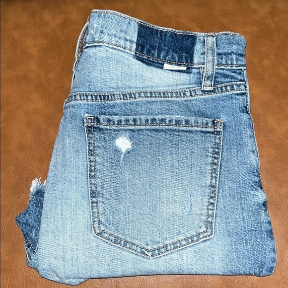 Daze Tough Love High Rise Shorts Size 29 - Picture 3 of 16